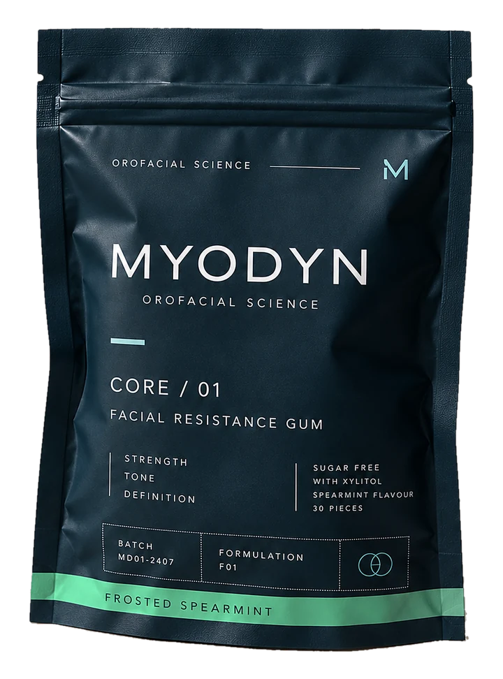 MYODYN CORE / 01 navy pouch, front, with the Frosted Spearmint flavour strip. Grade 1.